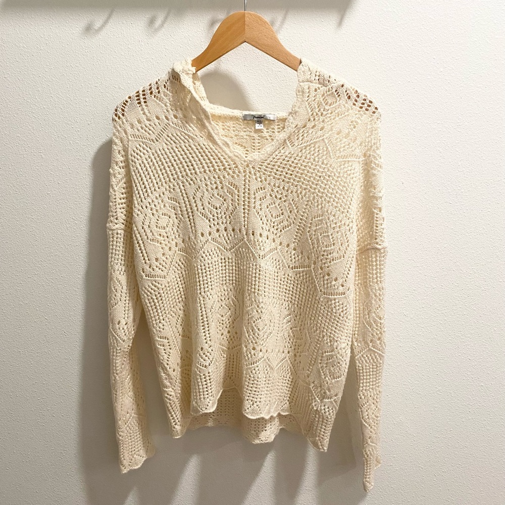 Papaya Knitted Loose Fit V-Neck Sweater in Cream